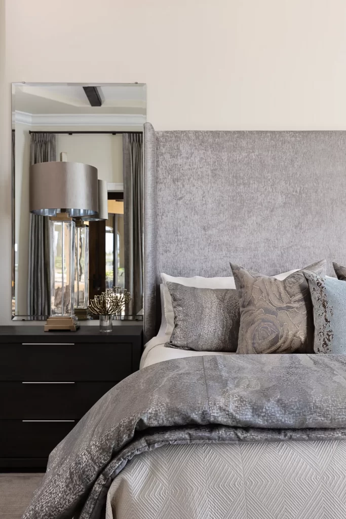 PROFILE Freestanding Upholstered Bed Detail HOME FROSTING Blend Home Furnishings 683x1024.webp